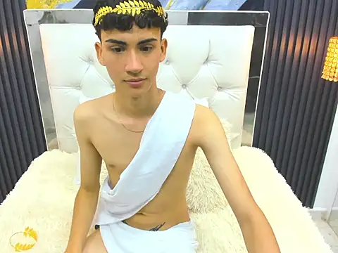 cristalangel9  online show from October 31, 2025, 6:04 pm