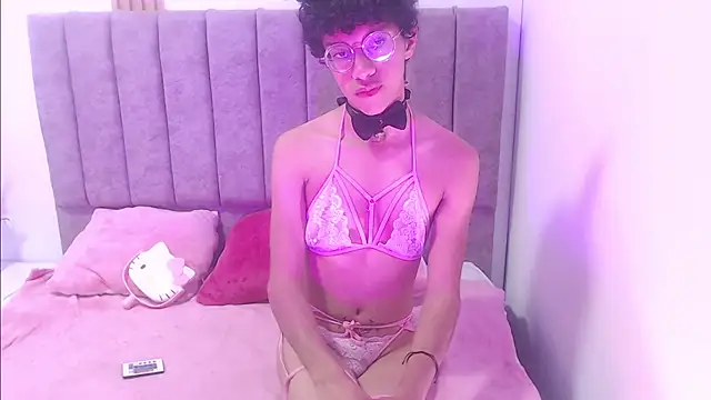 Snapshot of Athenea_Zoe chatting on November 15, 2025, 8:02 pm Athenea Zoe online show from November 15, 2025, 8:02 pm