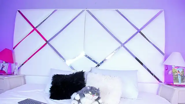 Snapshot of SoriEaston chatting on November 6, 2025, 1:15 pm SoriEaston online show from November 6, 2025, 1:15 pm