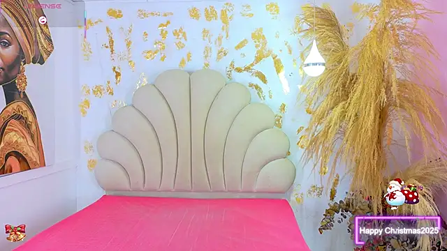 Snapshot of HellemMonet chatting on December 14, 2025, 6:46 pm HellemMonet online show from December 14, 2025, 6:46 pm