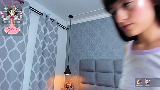 Snapshot of Luna_Bella3 chatting on November 20, 2025, 11:11 am Luna Bella3 online show from November 20, 2025, 11:11 am