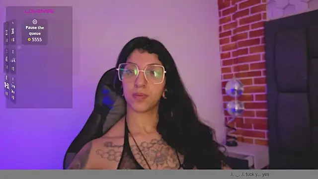 Snapshot of ghostwomaan chatting on November 6, 2025, 12:09 pm ghostwomaan online show from November 6, 2025, 12:09 pm