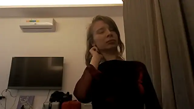 MargaretFairy online show from November 14, 2025, 5:38 pm