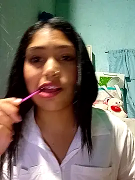 aleexacandy online show from November 13, 2025, 3:32 am