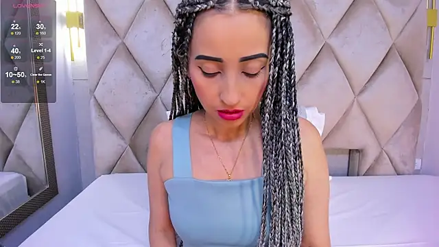 Snapshot of violett_rabbit_ chatting on November 21, 2025, 8:30 pm violett rabbit online show from November 21, 2025, 8:30 pm