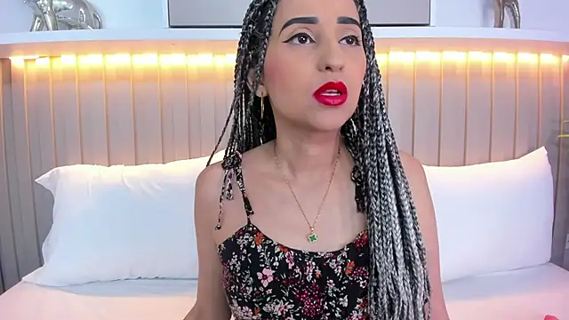 Snapshot of violett_rabbit_ chatting on November 12, 2025, 8:23 pm violett rabbit online show from November 12, 2025, 8:23 pm