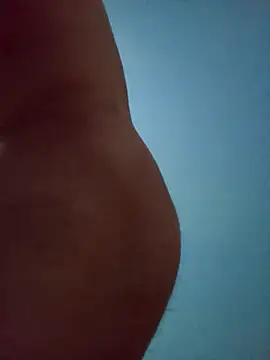 Snapshot of Kruguerdevil chatting on October 28, 2025, 4:06 pm Kruguerdevil online show from October 28, 2025, 4:06 pm