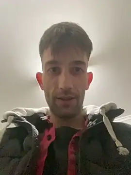 Dondeloquieras4 online show from February 16, 2026, 7:34 pm