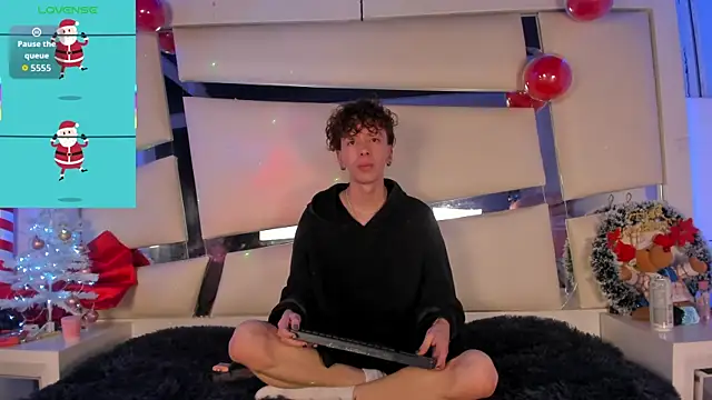 Snapshot of Genesis_ask chatting on December 17, 2025, 4:28 am Genesis ask online show from December 17, 2025, 4:28 am