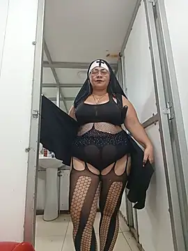 Angie milf50 online show from June 27, 2026, 6:52 am