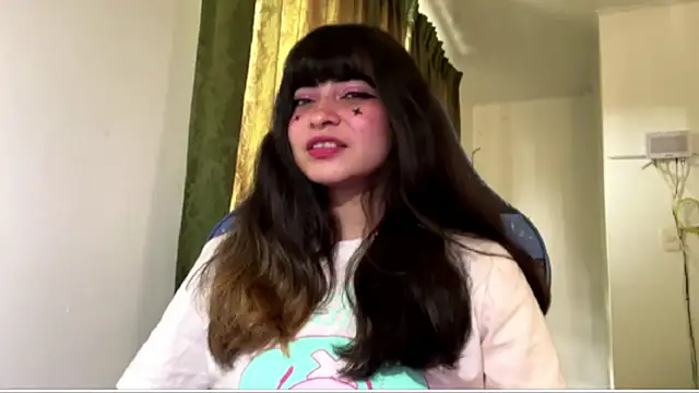 Annagoth  online show from April 15, 2026, 7:58 pm
