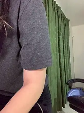 Annagoth  online show from November 23, 2025, 2:43 am