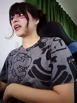 Annagoth  online show from November 27, 2025, 4:40 pm