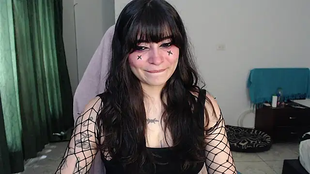 Snapshot of Annagoth_ chatting on August 9, 2026, 10:05 pm Annagoth online show from August 9, 2026, 10:05 pm