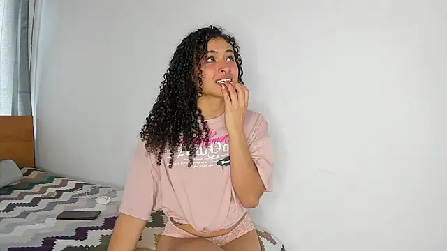 Snapshot of Keniia_rizz chatting on November 29, 2025, 9:59 pm Keniia rizz online show from November 29, 2025, 9:59 pm