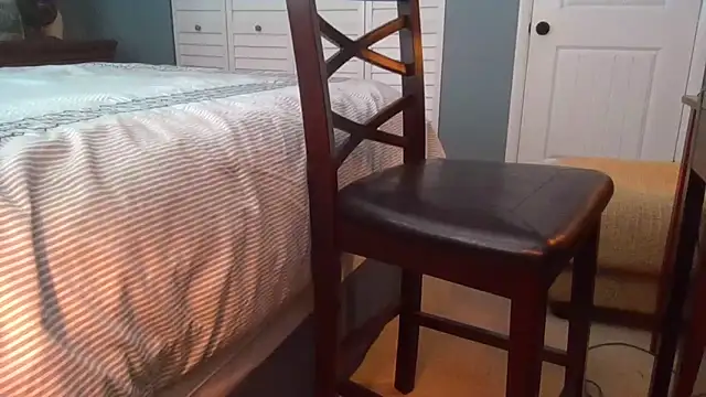 Hooshung mvers8 online show from February 9, 2026, 3:21 pm