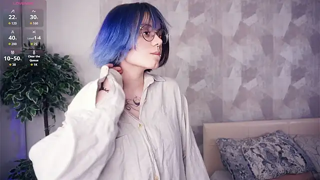 KellePourier online show from December 18, 2025, 7:18 pm