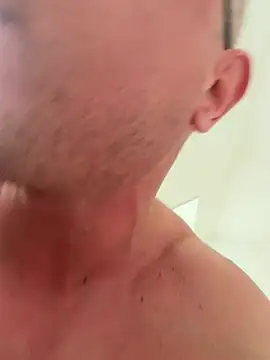 PolishBoy1995 online show from May 11, 2026, 2:18 pm