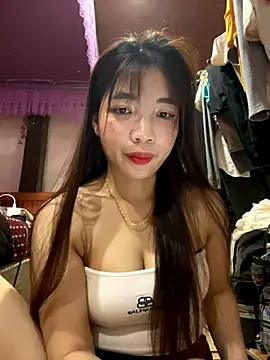 Snapshot of Zlienr023 chatting on November 9, 2025, 2:26 am Zlienr023 online show from November 9, 2025, 2:26 am