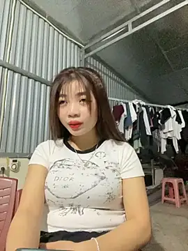 Snapshot of Zlienr023 chatting on November 23, 2025, 12:37 pm Zlienr023 online show from November 23, 2025, 12:37 pm