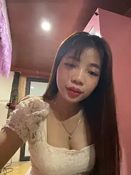 Snapshot of Zlienr023 chatting on November 1, 2025, 11:42 pm Zlienr023 online show from November 1, 2025, 11:42 pm