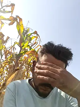 Snapshot of devil_boy_0909 chatting on November 12, 2025, 7:34 am devil boy 0909 online show from November 12, 2025, 7:34 am