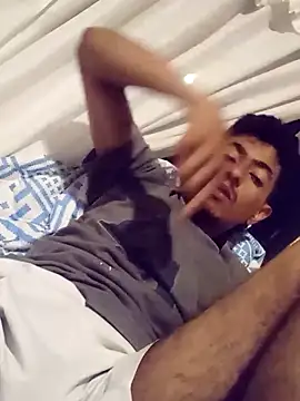 SkinniYamo online show from March 13, 2026, 4:50 am