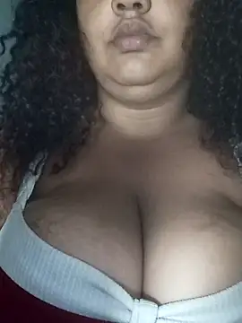 Snapshot of safirahot69 chatting on November 6, 2025, 7:23 am safirahot69 online show from November 6, 2025, 7:23 am