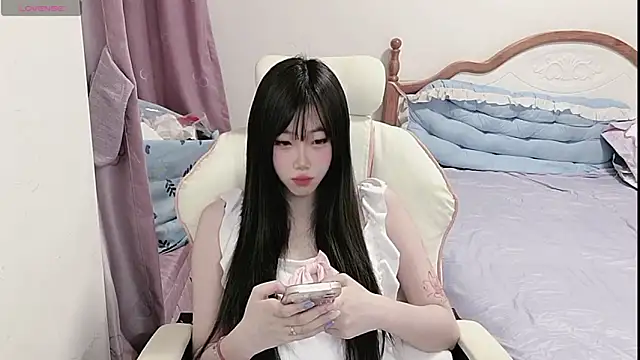 Vivian-88 online show from May 28, 2026, 2:52 am