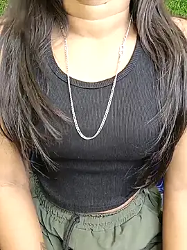 Sexy-suhana- online show from March 4, 2026, 5:37 am