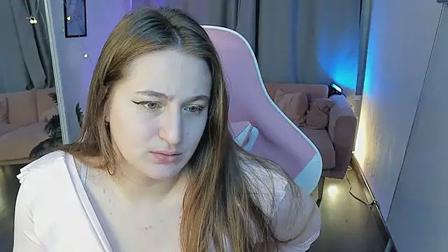 Snapshot of Sofi_Mell chatting on December 4, 2025, 12:15 pm Sofi Mell online show from December 4, 2025, 12:15 pm