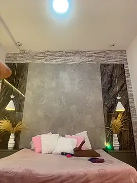 Hannahpradaa  online show from January 13, 2026, 11:36 am