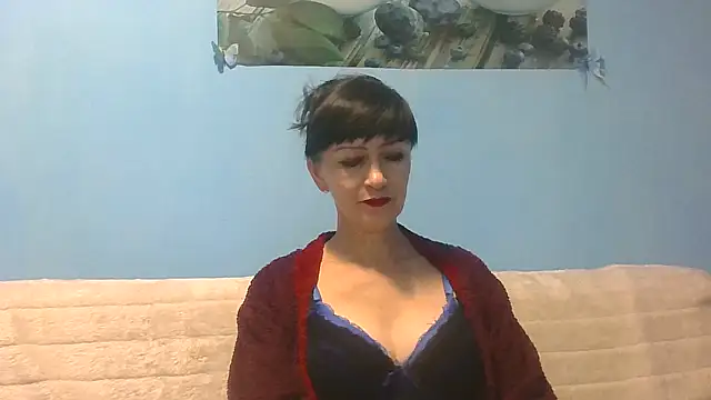 Snapshot of IffetLove42 chatting on November 4, 2025, 5:50 pm IffetLove42 online show from November 4, 2025, 5:50 pm