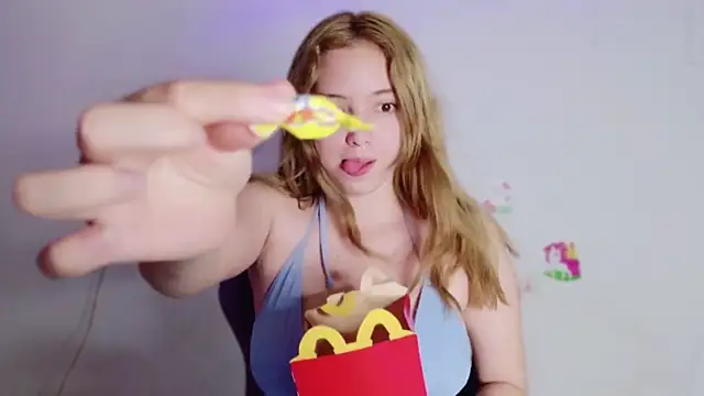 Natalia alian online show from November 1, 2025, 8:36 pm