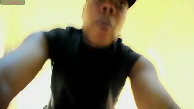 Snapshot of hathor__01 chatting on December 3, 2025, 3:18 am hathor 01 online show from December 3, 2025, 3:18 am