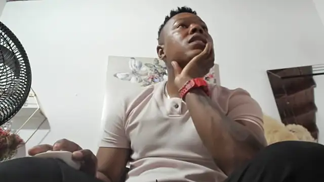 Snapshot of hathor__01 chatting on November 6, 2025, 3:43 am hathor 01 online show from November 6, 2025, 3:43 am