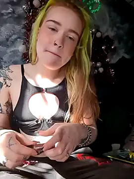 Snapshot of mattiethebaddieee chatting on November 23, 2025, 6:29 pm mattiethebaddieee online show from November 23, 2025, 6:29 pm