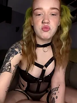 Snapshot of mattiethebaddieee chatting on November 29, 2025, 10:21 pm mattiethebaddieee online show from November 29, 2025, 10:21 pm