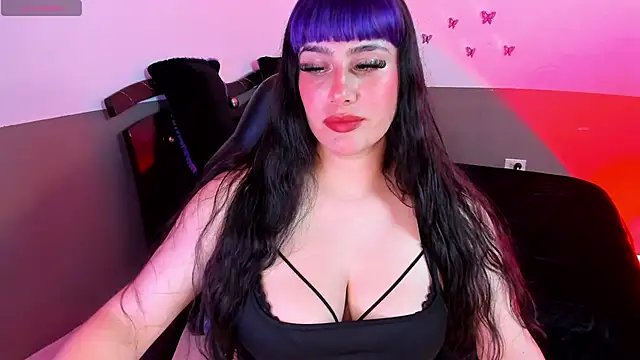 Snapshot of Monserrat_Cute_ chatting on November 16, 2025, 2:49 am Monserrat Cute online show from November 16, 2025, 2:49 am