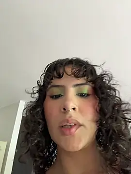 Snapshot of SugarTroubl33 chatting on January 19, 2026, 2:10 pm SugarTroubl33 online show from January 19, 2026, 2:10 pm