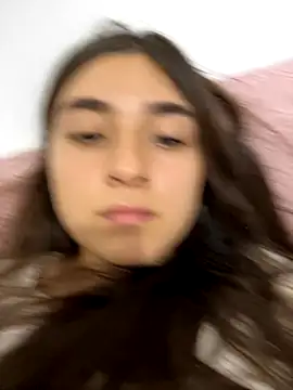 Valentina ro online show from November 6, 2025, 2:48 am