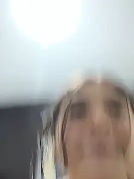 Valentina ro online show from November 13, 2025, 2:37 am