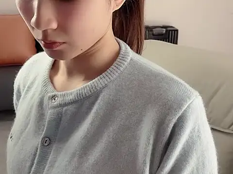 lvy-002 online show from December 5, 2025, 2:26 pm