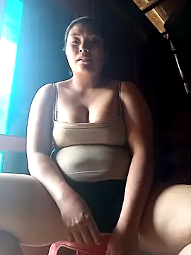 Snapshot of loncon-mup chatting on October 30, 2025, 4:00 am loncon-mup online show from October 30, 2025, 4:00 am