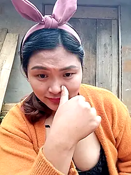 Snapshot of loncon-mup chatting on December 17, 2025, 3:11 am loncon-mup online show from December 17, 2025, 3:11 am