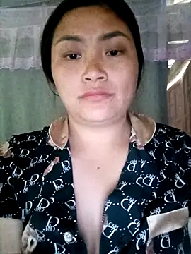 Snapshot of loncon-mup chatting on October 28, 2025, 4:57 am loncon-mup online show from October 28, 2025, 4:57 am