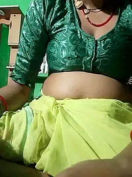 Snapshot of nikita_hot83 chatting on October 28, 2025, 10:20 pm nikita hot83 online show from October 28, 2025, 10:20 pm