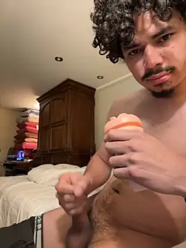 NomixDg online show from November 17, 2025, 3:27 pm