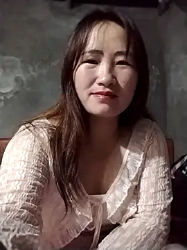 emini-xx online show from December 21, 2025, 4:47 am