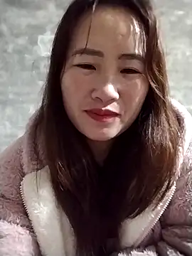 emini-xx online show from December 18, 2025, 3:05 pm